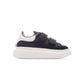 McQueen “Full Black”
