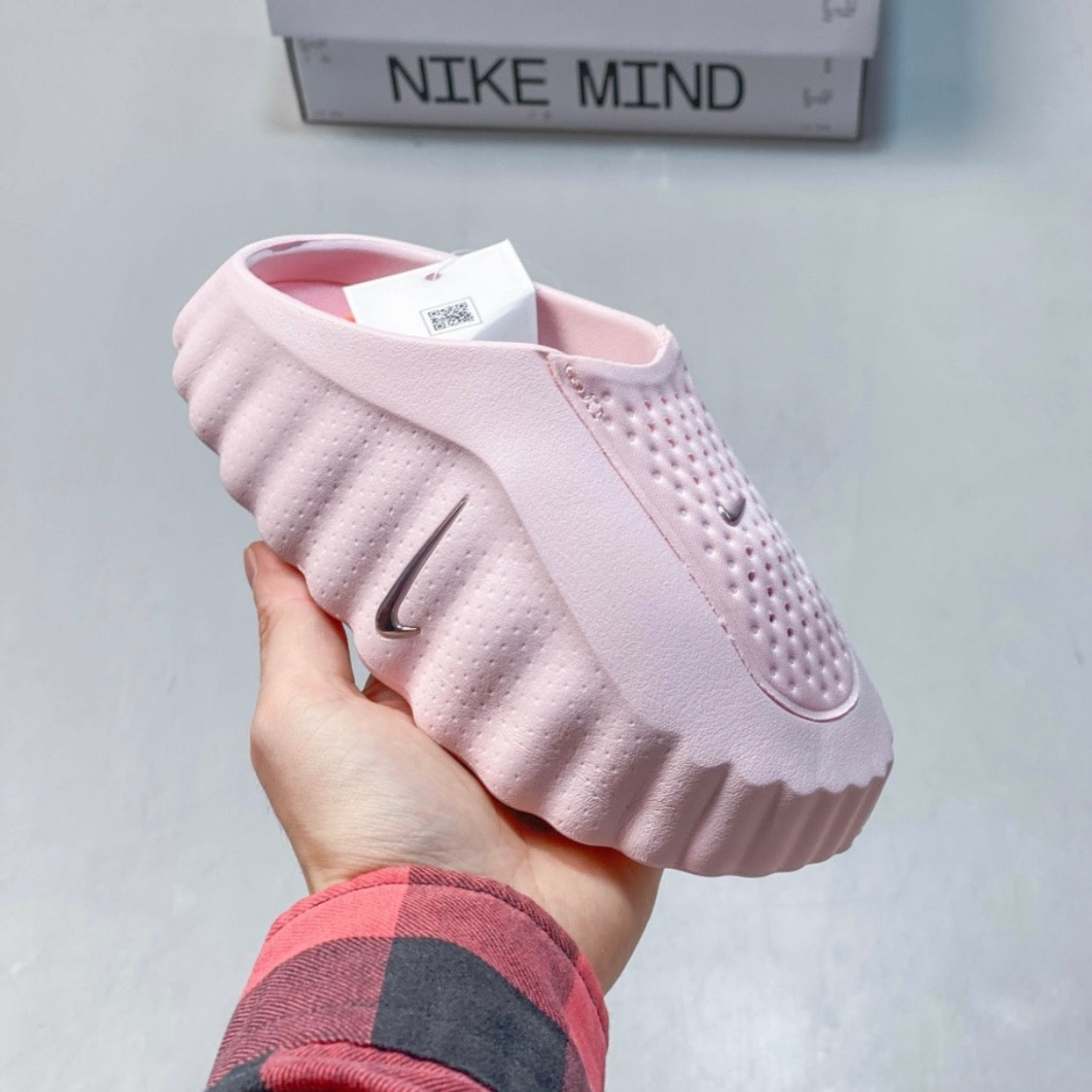 Mind 001 “Pink”