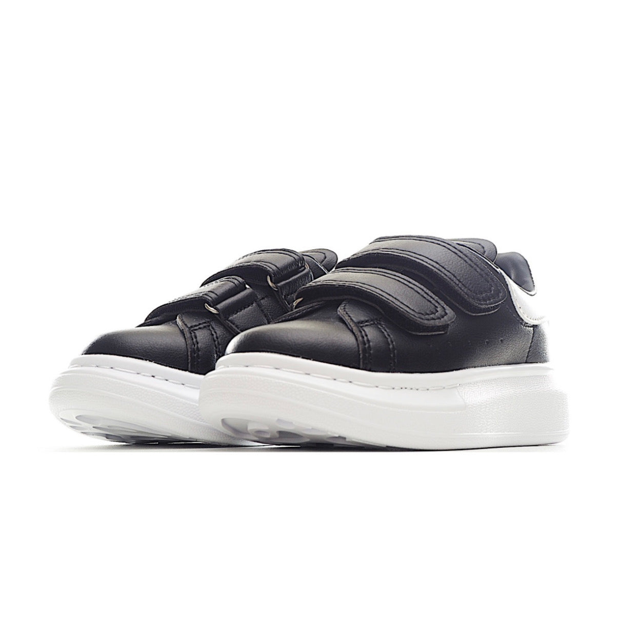 McQueen “Full Black”